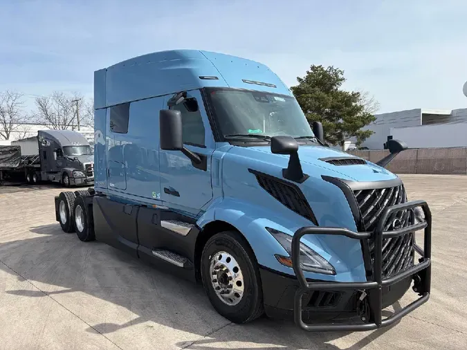 2026 VOLVO VNL64T840