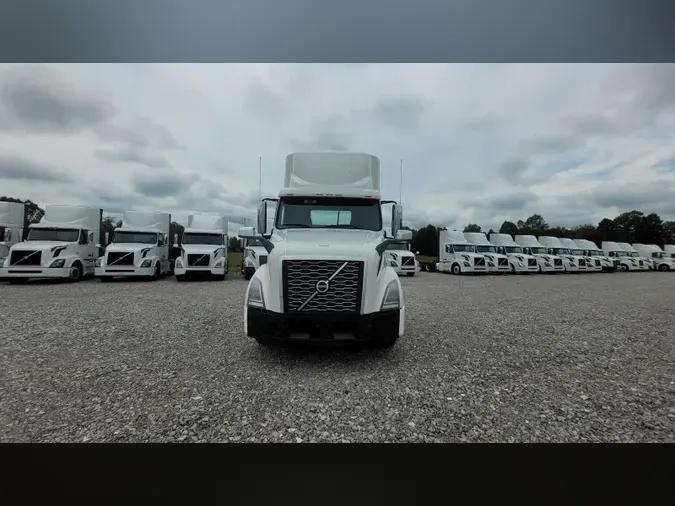 2019 Volvo VNL300