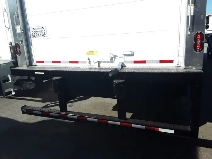 2019 NAVISTAR INTERNATIONAL 4300