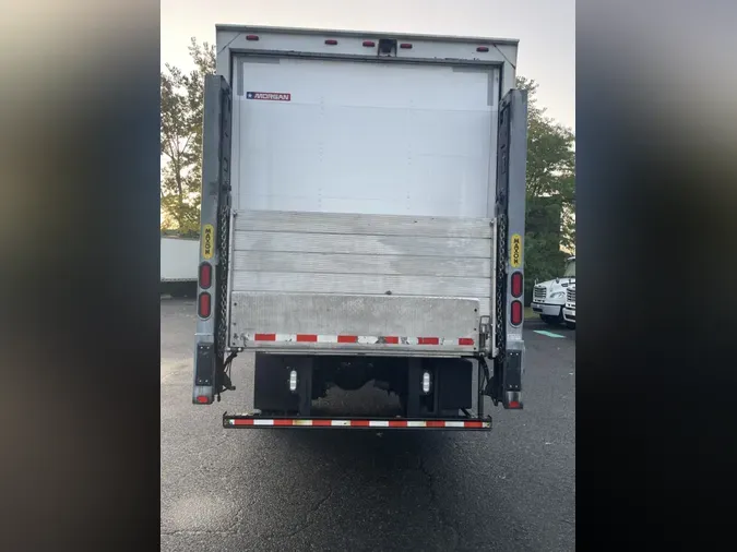 2020 FREIGHTLINER M2 106