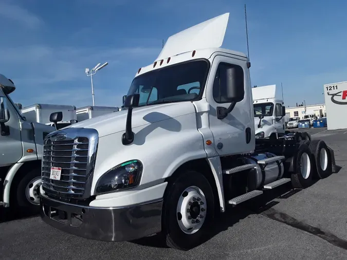 2018 FREIGHTLINER/MERCEDES CASCADIA 125e28dde09c6791e95e6ac3655084e557f