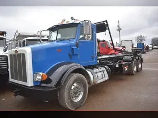 2013 PETERBILT 365