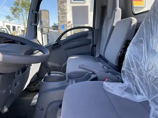 2024 Isuzu NPR-HD