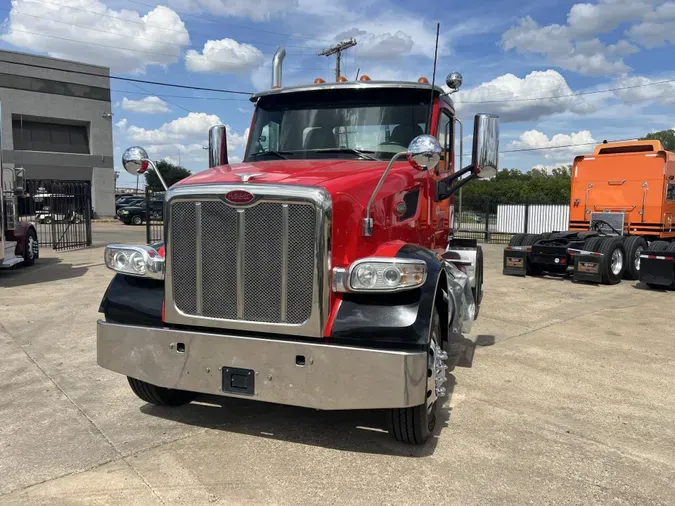 2020 Peterbilt 567