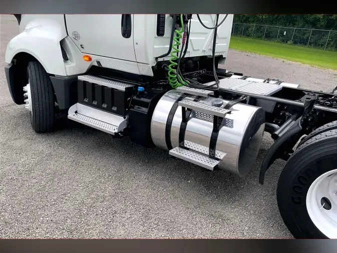 2022 INT LT625 6x4
