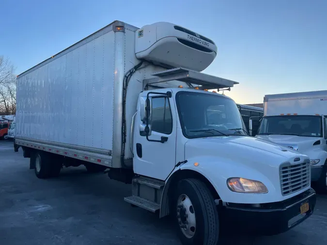 2017 FREIGHTLINER/MERCEDES M2 106