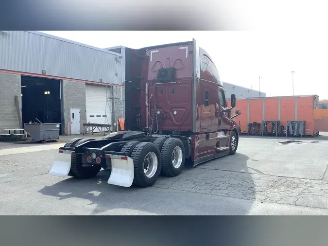 2023 Freightliner Cascadia 126e29d2cb82d7013f2b49950d6f10f7f06