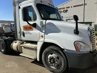 2016 FREIGHTLINER CASCADIA 125