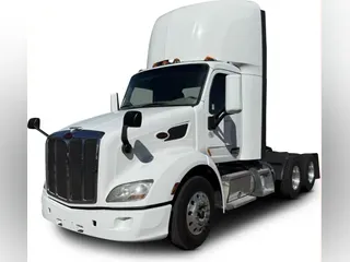 2020 Peterbilt 579