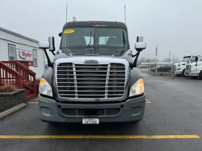 2017 FREIGHTLINER/MERCEDES CASCADIA 125