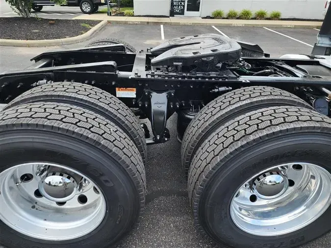 2022 FREIGHTLINER CA126e2a6aa5417fe823f7f8c5f55a52ee7a5