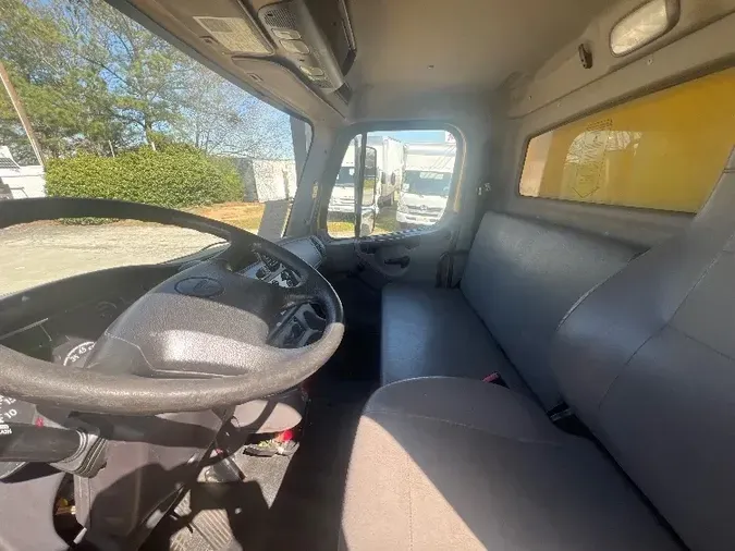 2018 Freightliner M2