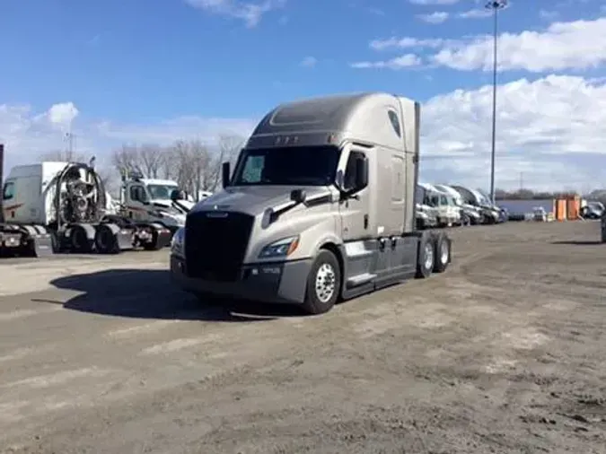 2023 Freightliner Cascadia