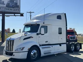 2022 PETERBILT 579