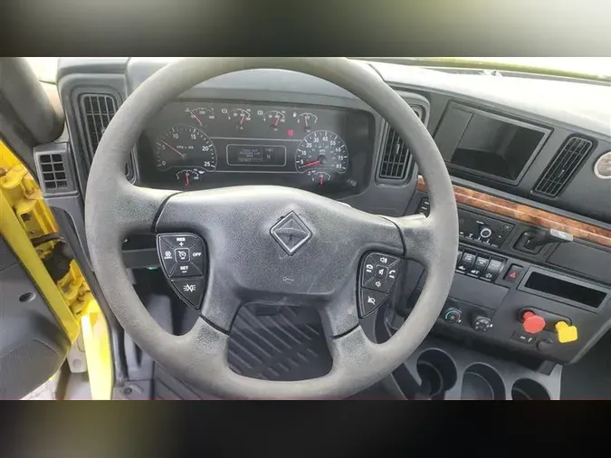 2020 INTERNATIONAL RH613