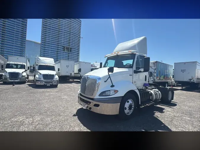 2020 NAVISTAR INTERNATIONAL RH613 DAYCAB S/A