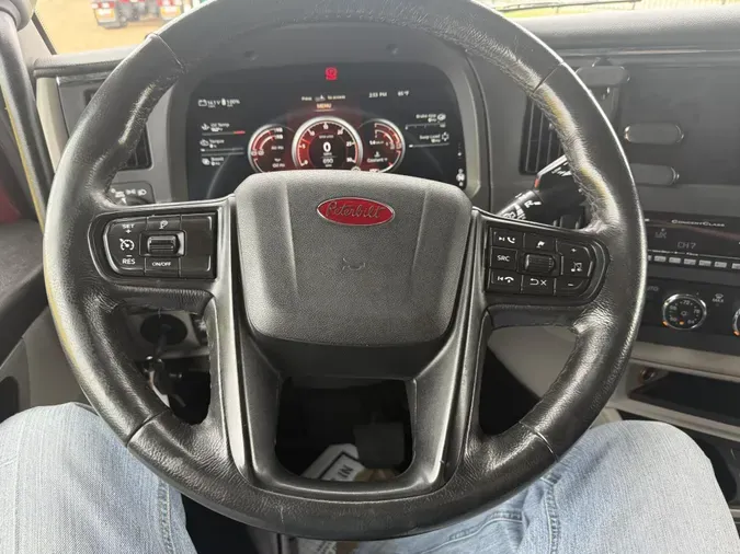2023 Peterbilt 579