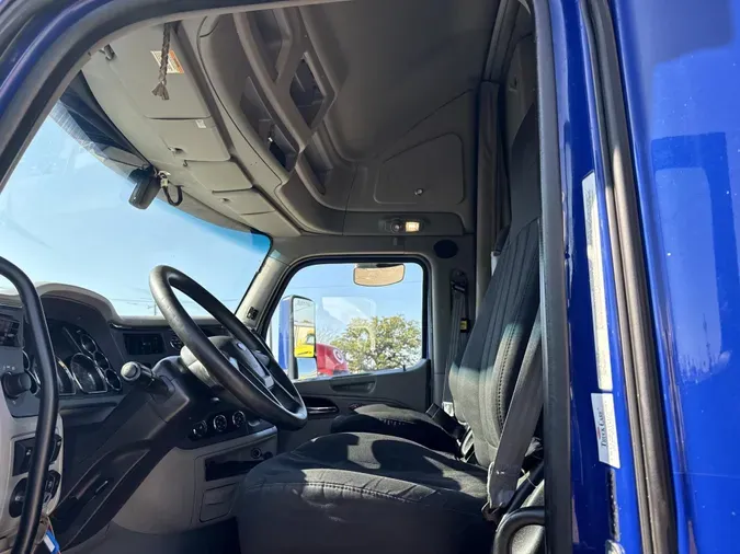 2022 Peterbilt 579