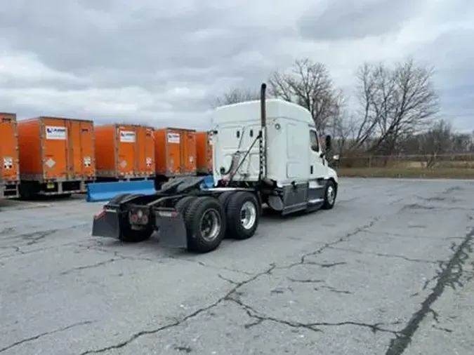 2020 Freightliner Cascadia