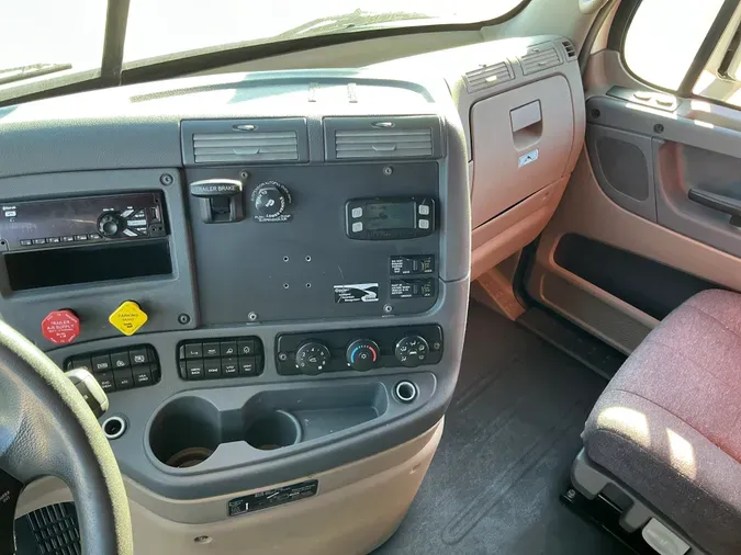 2019 FREIGHTLINER/MERCEDES CASCADIA 125