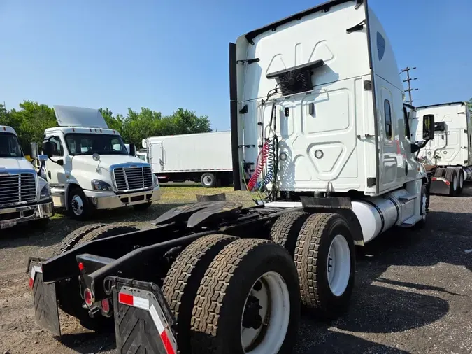 2020 FREIGHTLINER CASCADIA 125