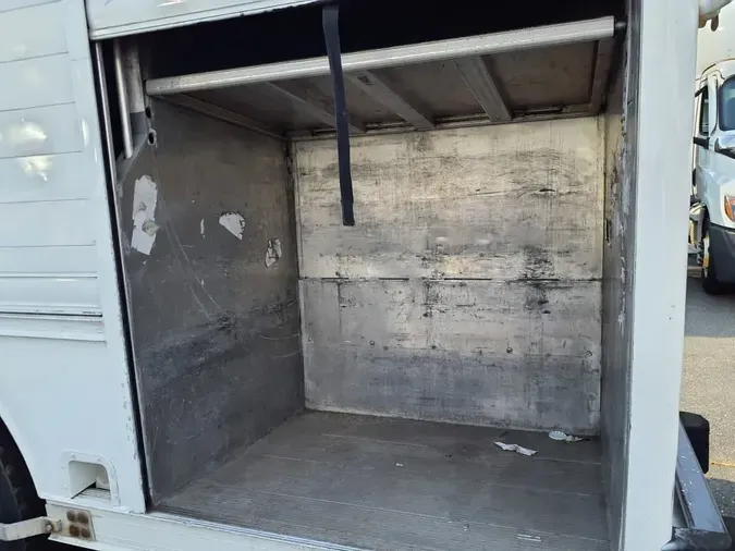 2014 FREIGHTLINER/MERCEDES M2 106e2c51badaaa5982e0826468f59ef2e97