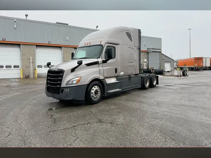 2020 Freightliner Cascadia