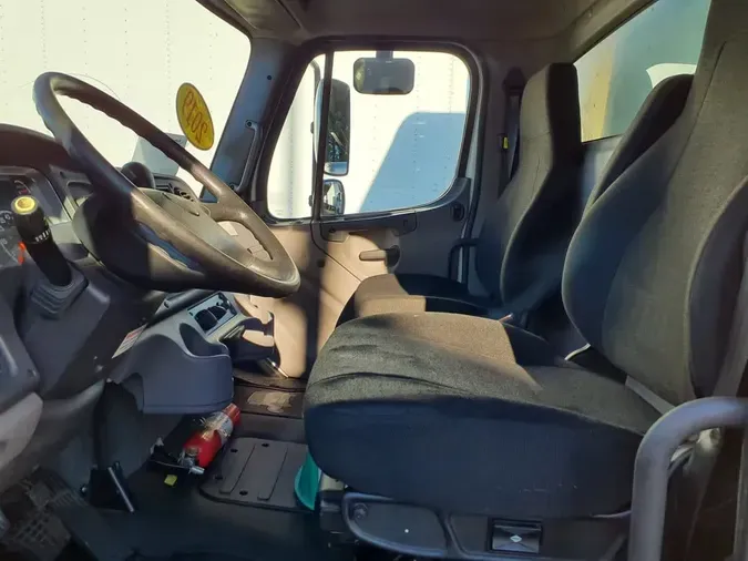 2019 FREIGHTLINER/MERCEDES M2 106