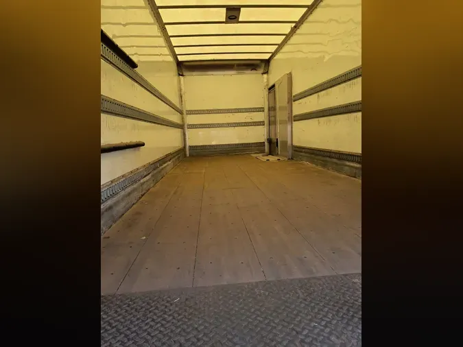 2019 NAVISTAR INTERNATIONAL 4300 SBAe2cecddb74b63b5b529ebbaac62c1a80