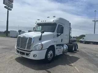 2016 Freightliner Cascadia
