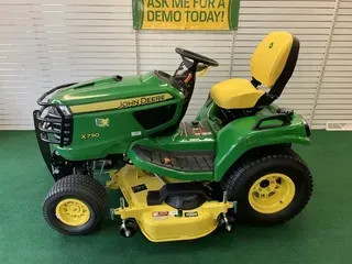 2022 John Deere X730