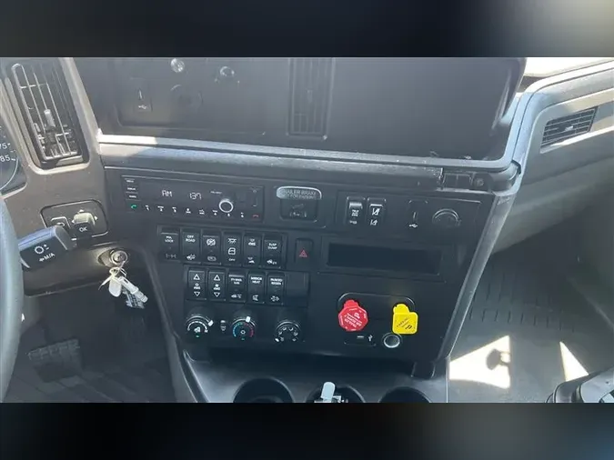 2022 INTERNATIONAL LT625