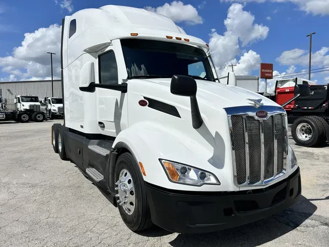 2022 Peterbilt 579e2d541faf4175fe44ea573d919f9a32f