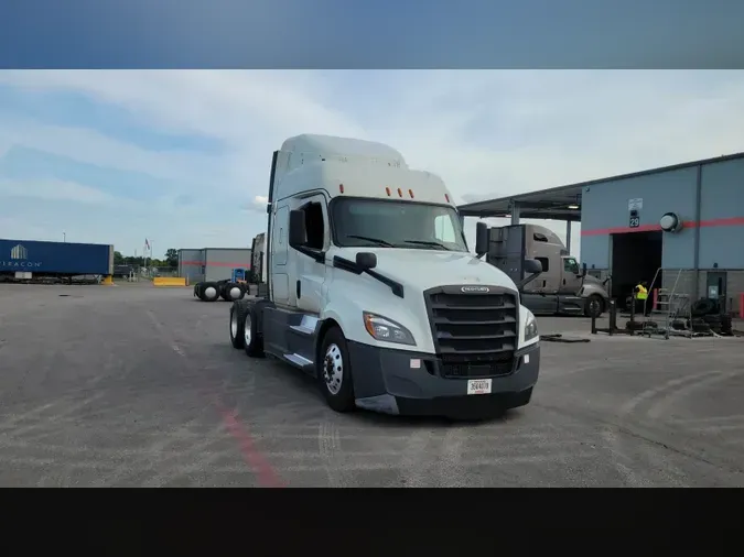 2020 Freightliner Cascadia 126e2d65f37178c878dc77a95d731e76589