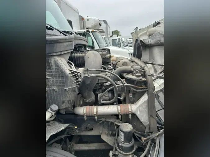 2022 FREIGHTLINER/MERCEDES CASCADIA PX11642ST