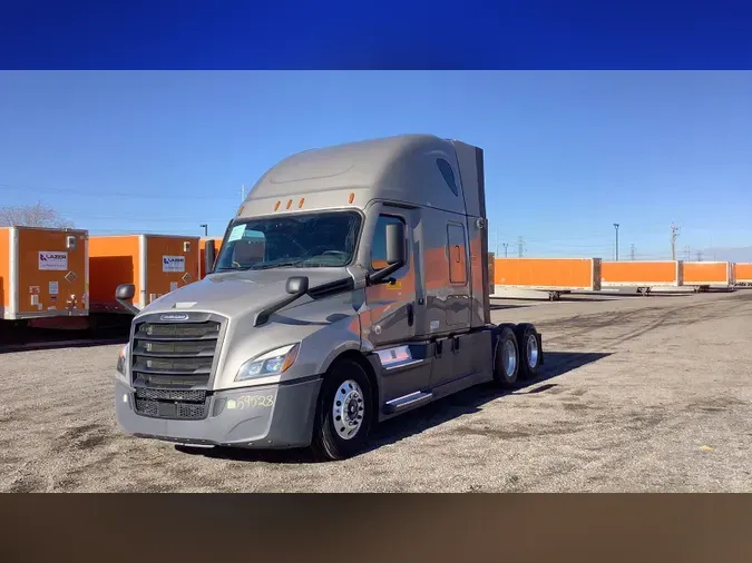 2023 Freightliner Cascadia