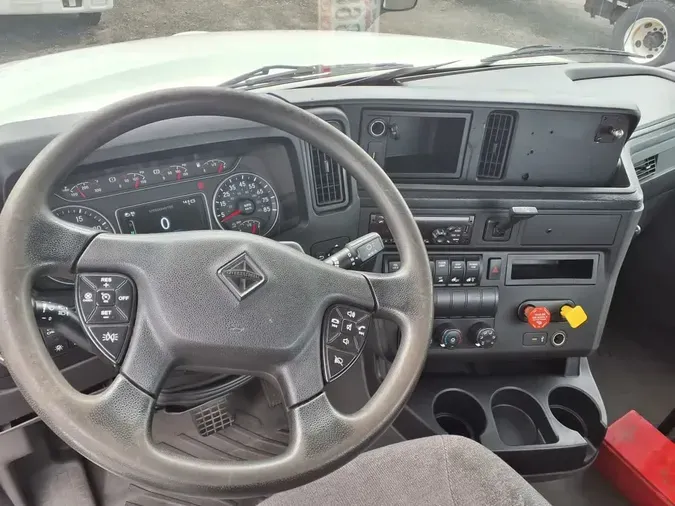 2018 NAVISTAR INTERNATIONAL LT625 DAYCAB T/A
