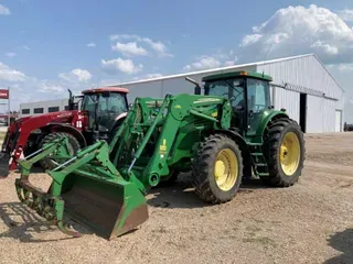 2004 John Deere 7820