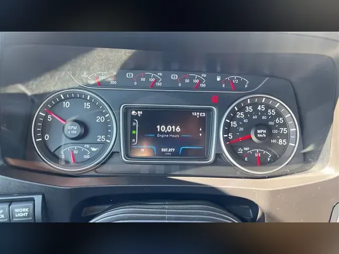 2022 INTERNATIONAL LT625