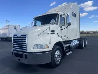 2018 MACK CXU613