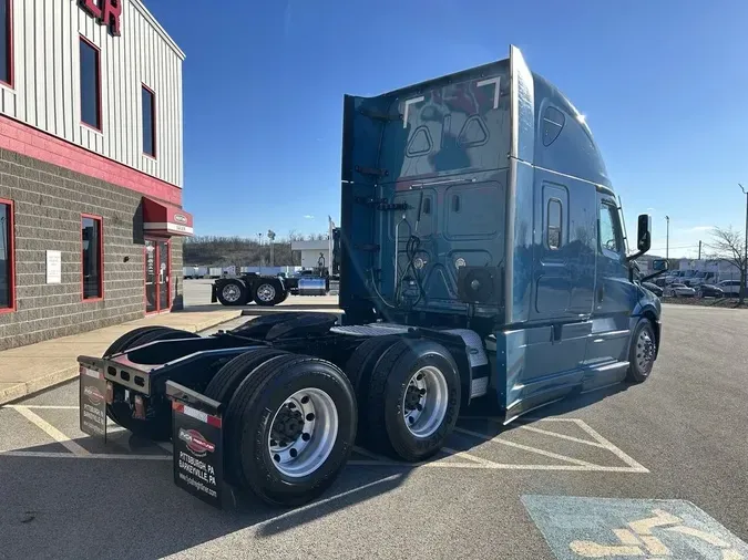 2022 Freightliner Cascadia&reg;