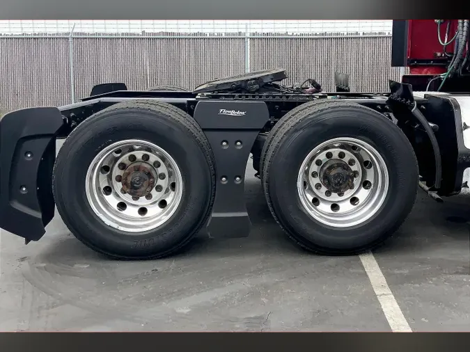 2021 INT LT625 6x4