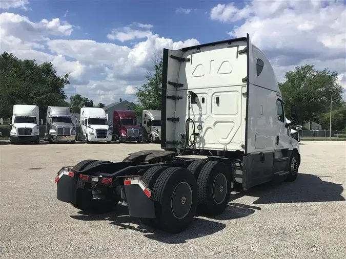 2020 FREIGHTLINER CA126