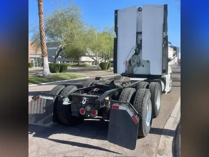 2019 FREIGHTLINER/MERCEDES CASCADIA 125