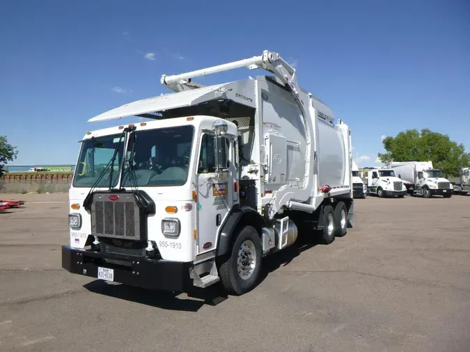 2025 Peterbilt 520e2ee281e5ab52ebbc61041e7226f8f24