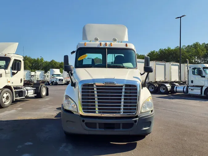 2014 FREIGHTLINER/MERCEDES CASCADIA 125