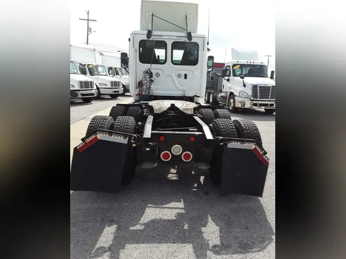 2018 FREIGHTLINER/MERCEDES CASCADIA 125