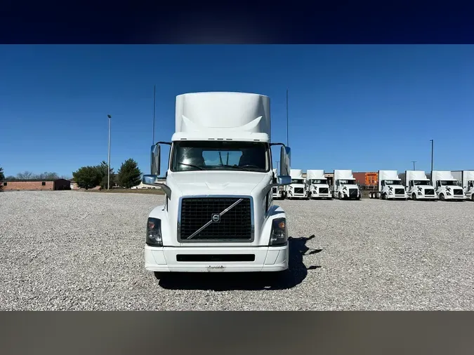 2018 Volvo VNL300