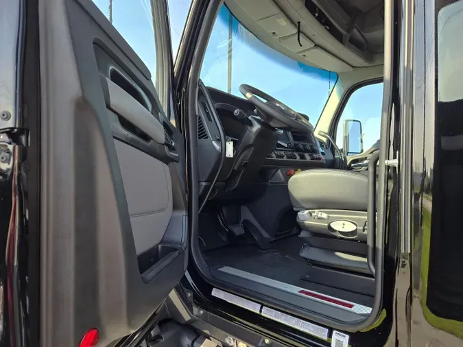 2026 Kenworth T680e2f7cee1ff04236e8f5cdbe2848302fc