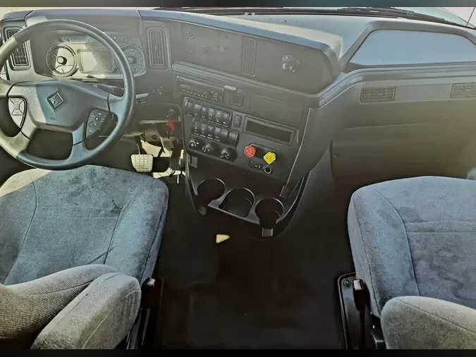 2020 NAVISTAR INTERNATIONAL LT625 SLPR CAB